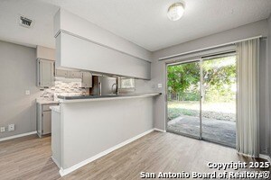 Building Photo - 2105 Darwin Dr