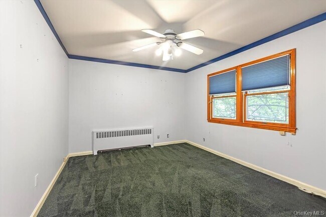 Building Photo - 709 Carlyle St