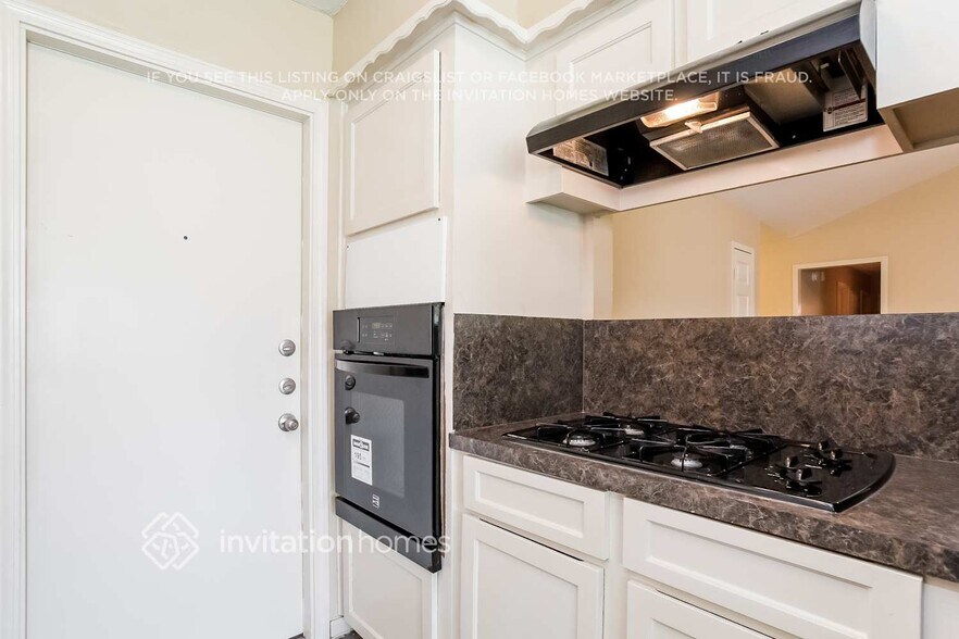 Building Photo - 10034 Antrim Ln