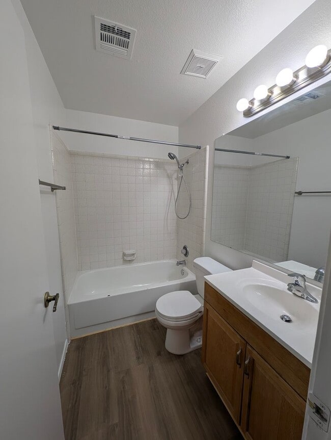 Building Photo - AVAILABLE NOW IN KYRENE AREA OF CHANDLER!!!