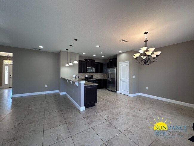 Building Photo - 438 Bay Oaks Dr