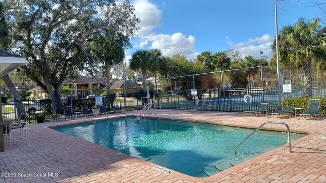 Building Photo - 3550 Sable Palm Ln