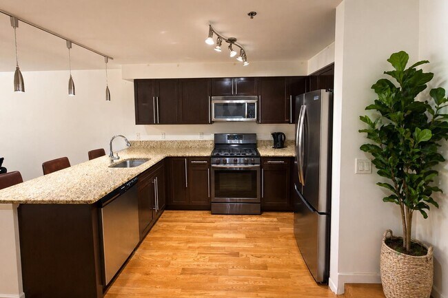 Building Photo - 5711 Jefferson St