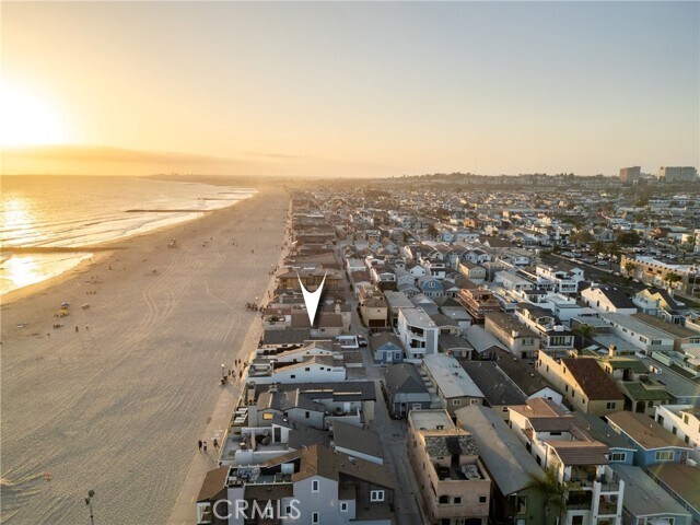 Building Photo - 2500 W Oceanfront