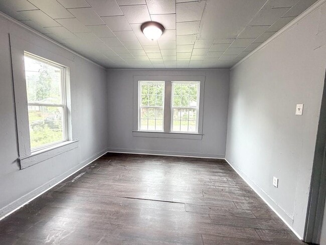 Building Photo - 38 Flock Ave
