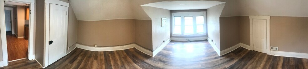Building Photo - 316 Cobun Ave