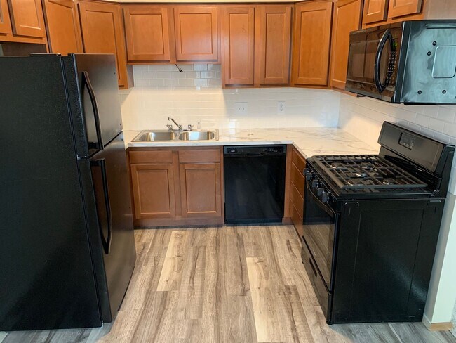 Indian Village Apartments - 1 Bed/1 Bath ... - Indian Village Apartments -  1 Bed/1 Bath ...