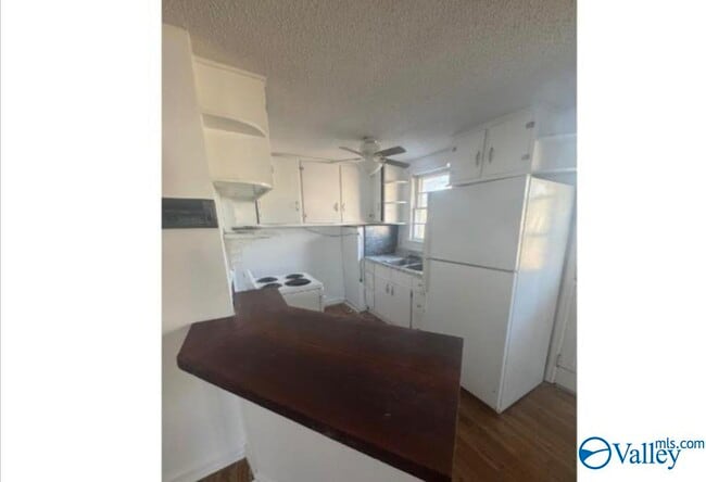 Building Photo - 118 Brockway Ave