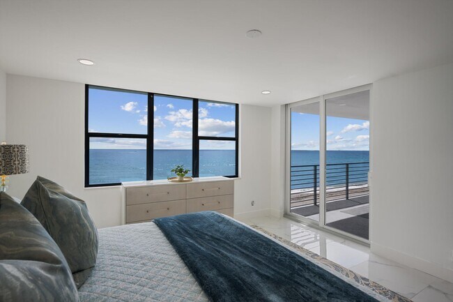 Building Photo - 900 Ocean Dr