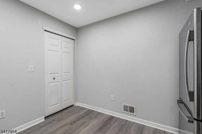 Building Photo - 3505 French Dr