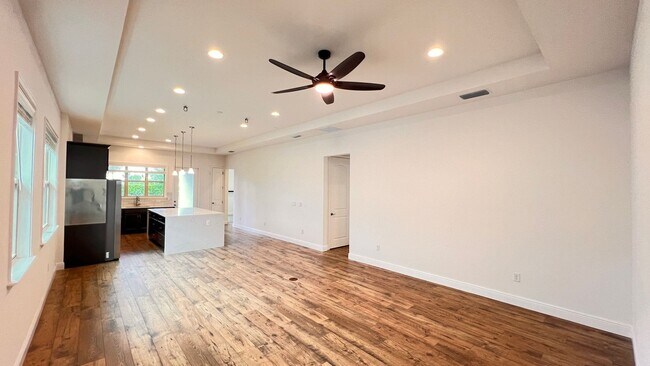 Building Photo - 9708 Bucklow Hill Dr