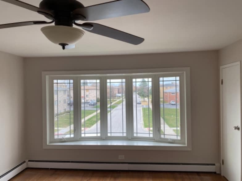 Building Photo - 10348 Austin Ave