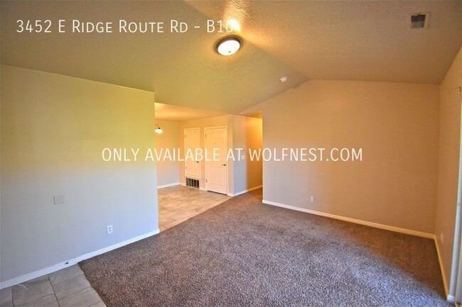 Building Photo - Breathtaking 3 Bed Eagle Mountain Condo! N...