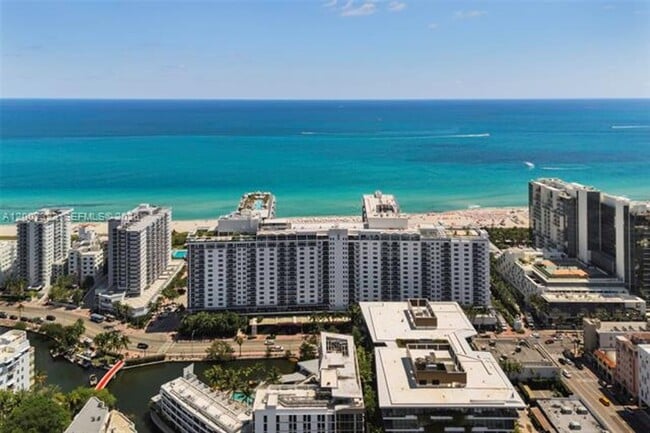 Building Photo - 2301 Collins Ave