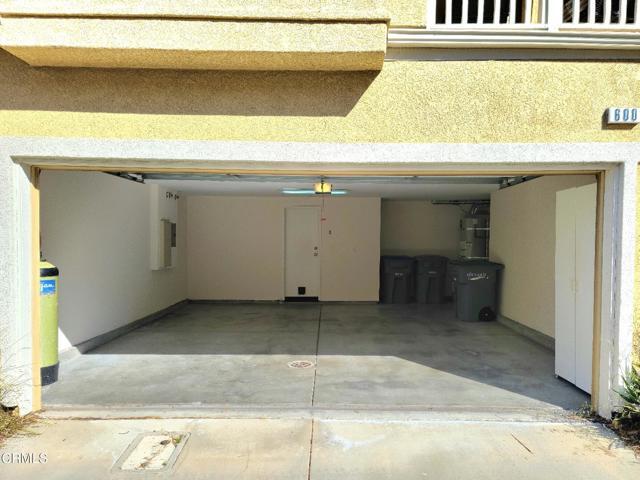 Building Photo - 600 Flathead River St