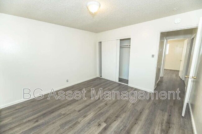 Building Photo - 433 San Marco St