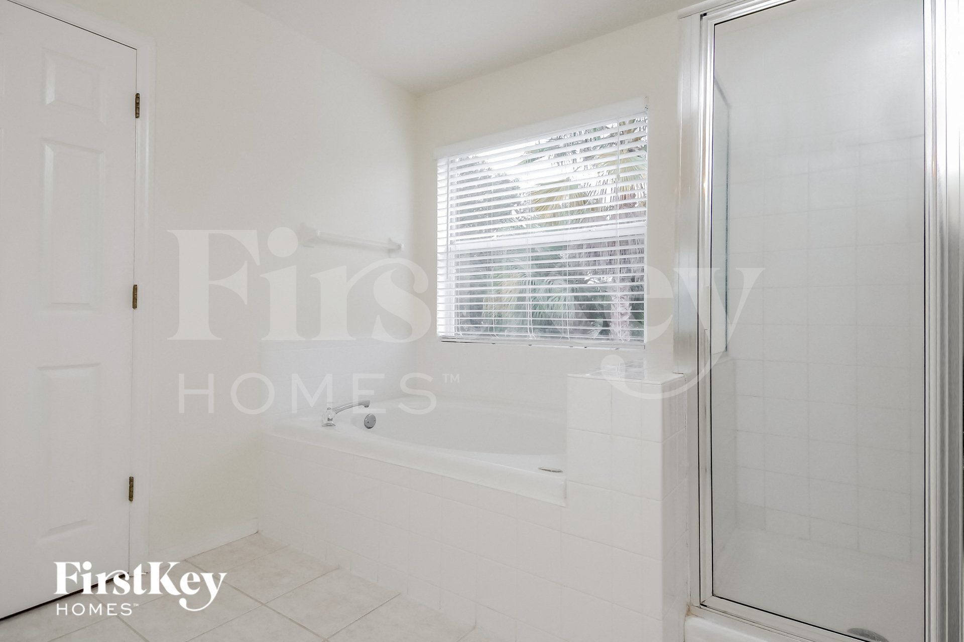 Building Photo - 17006 Falconridge Rd