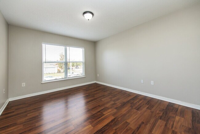 Building Photo - 1336 Dragon Head Dr