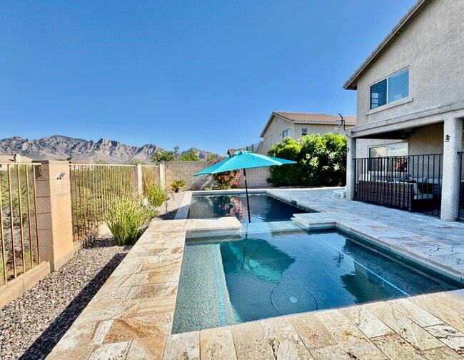 Building Photo - 12768 N Lantern Way