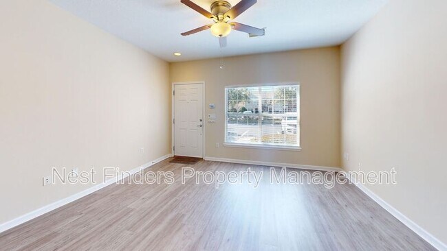 Building Photo - 8127 Summer Palm Ct