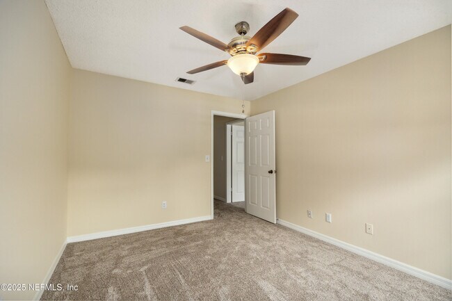 Building Photo - 695 A1A N