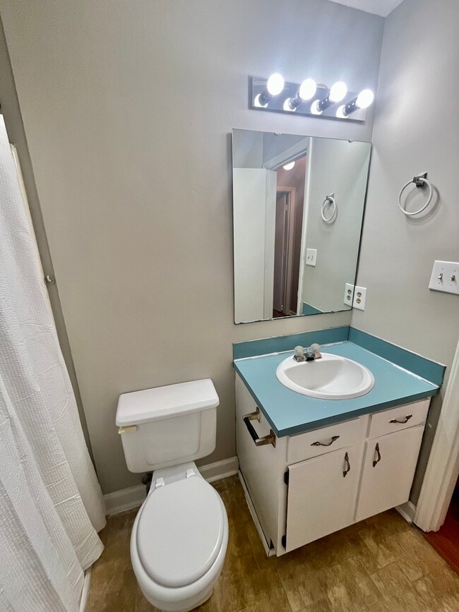 Building Photo - 101 Southridge Dr