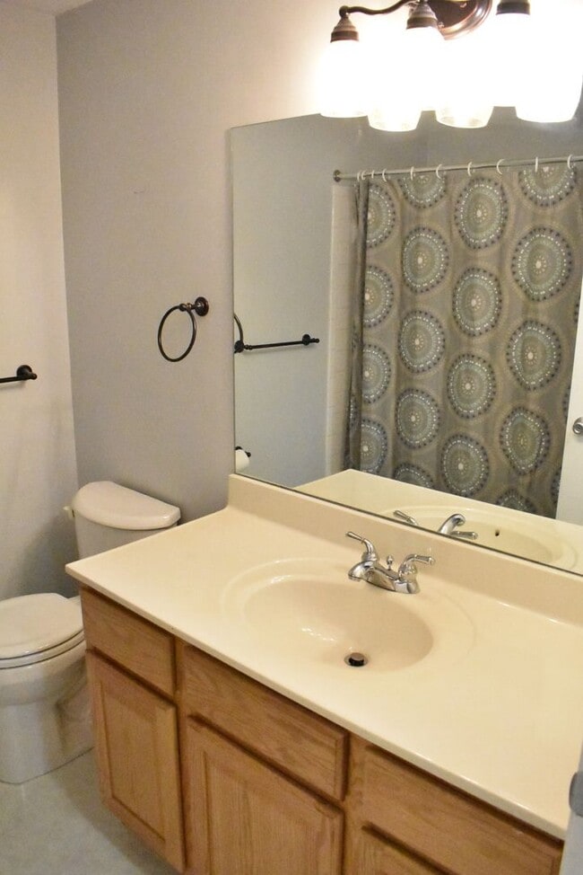 Building Photo - Fantastic Fredericksburg Home In Devonne Woods!