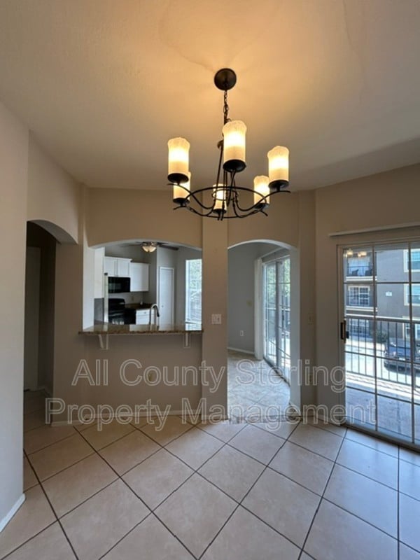 Building Photo - 132 Vista Verdi Cir