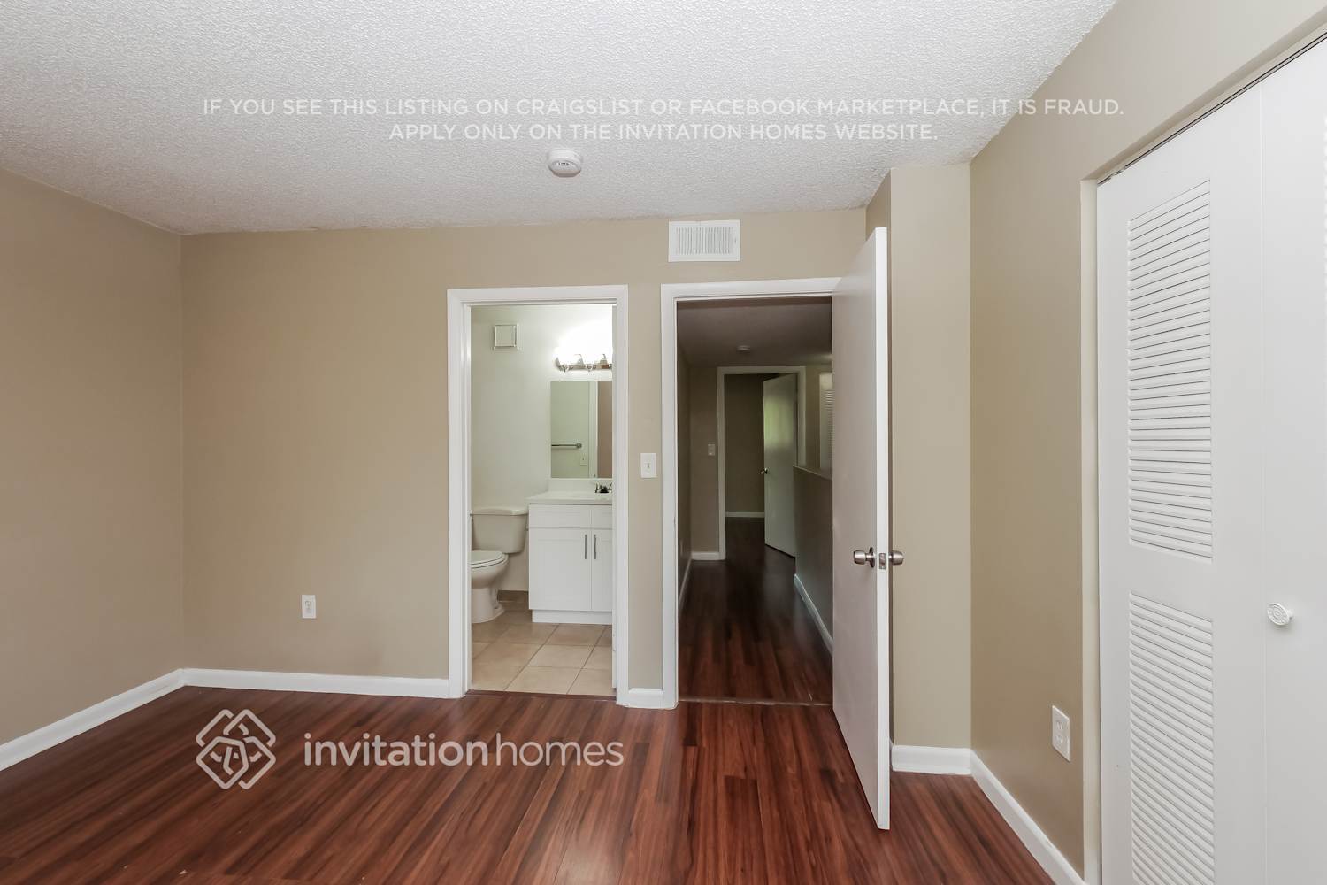 Building Photo - 9489 Palm Cir N