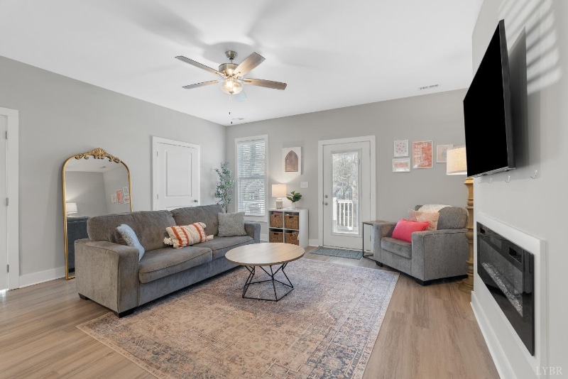 Building Photo - 32 English Commons Dr