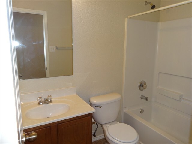 Building Photo - 8510 Silver Willow