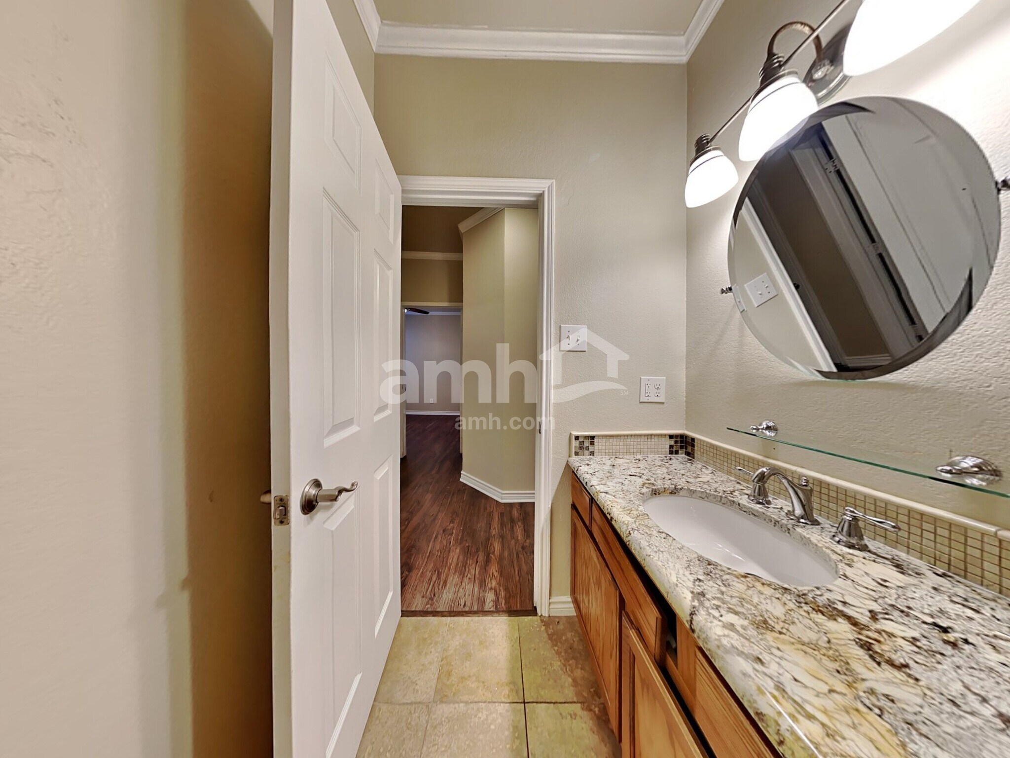 Building Photo - 608 Denali Dr