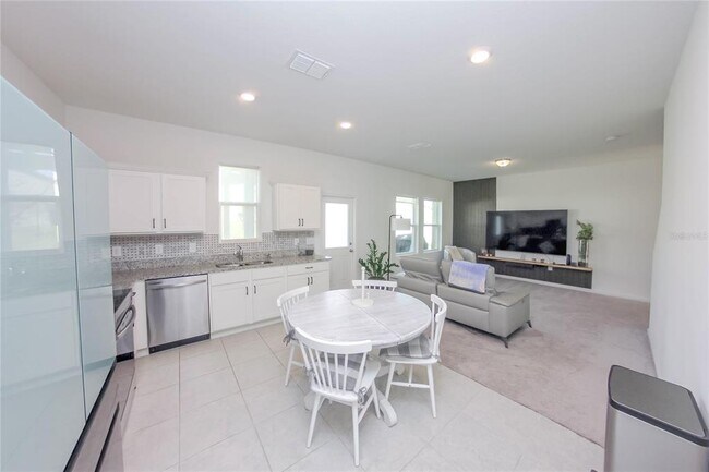 Building Photo - 1802 Sundance Chase Rd