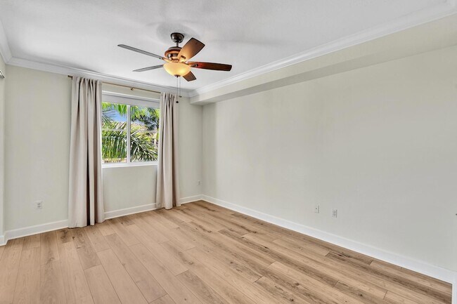 Building Photo - 1405 Renaissance Way