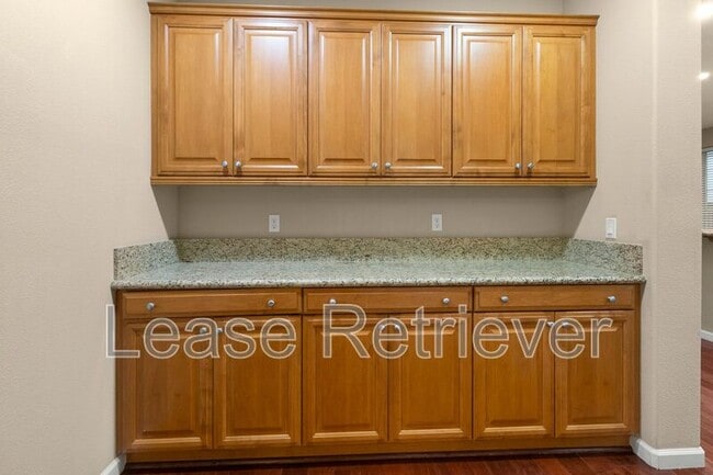 Building Photo - 265-269 S Sonrisa St