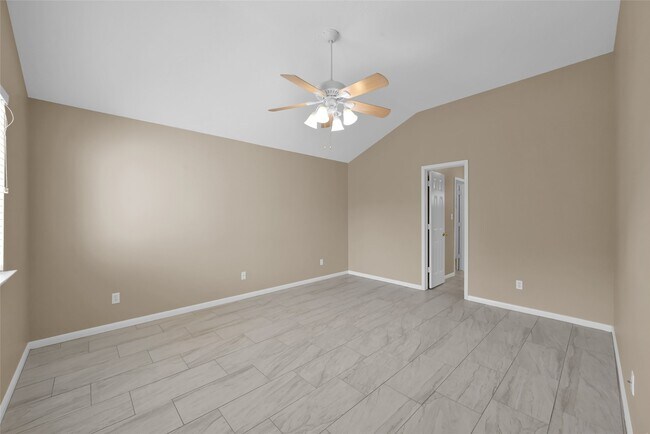 Building Photo - 710 Moonwalk St