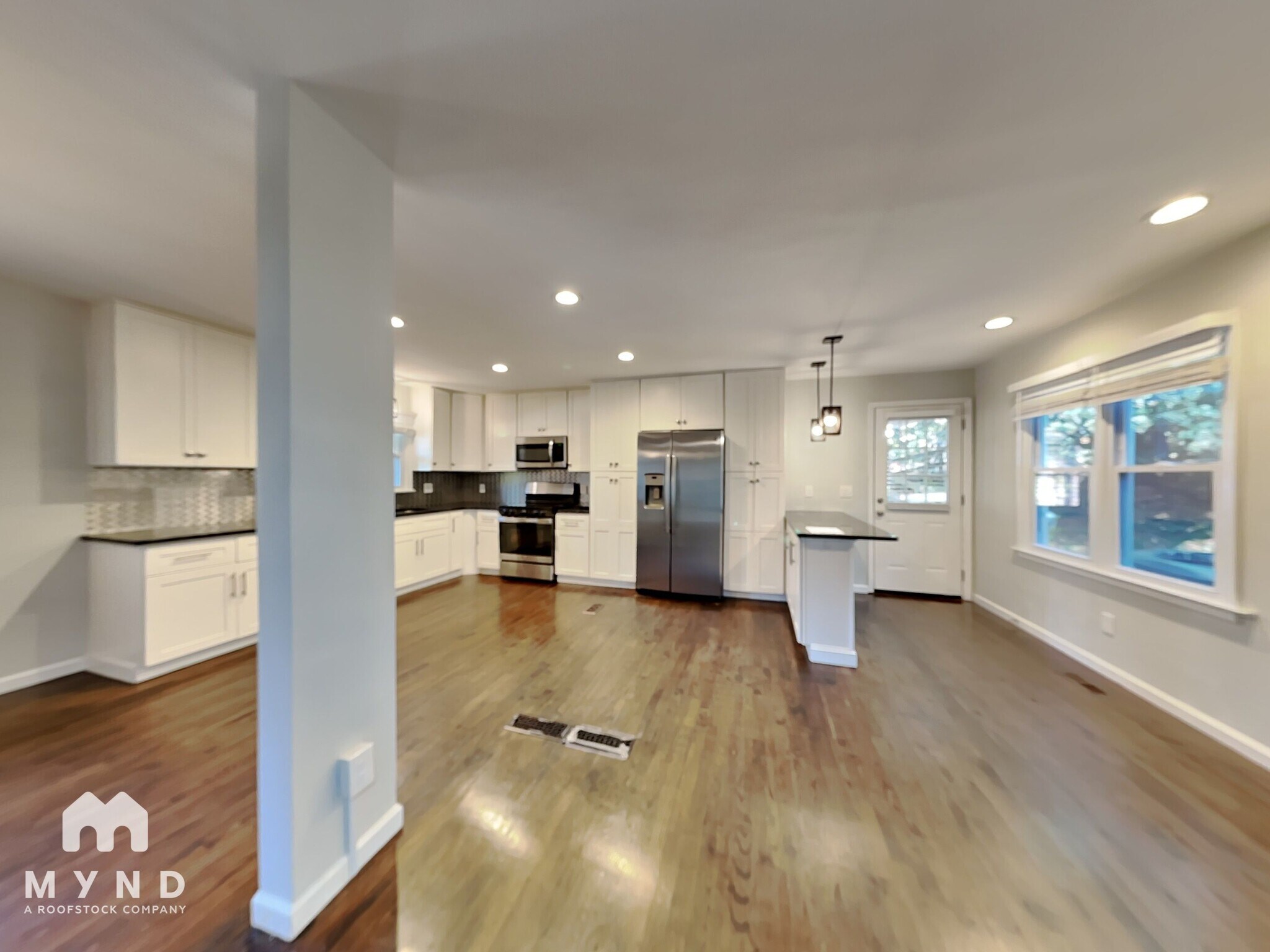 Building Photo - 108 Wellington Dr