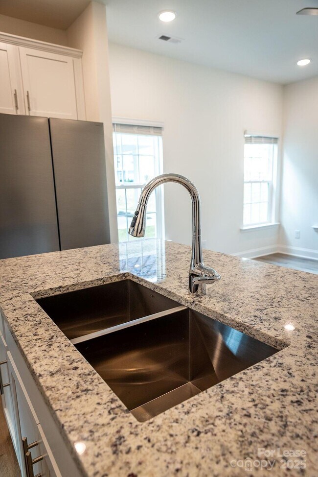 Building Photo - 5021 Cherry Gum Ct