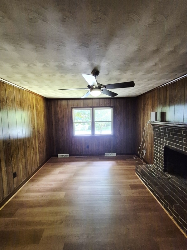 Building Photo - 3041 Clintwood Rd