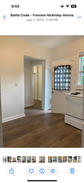 Building Photo - 25 Sherman Rd