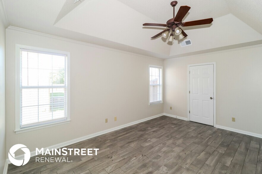 Building Photo - 4704 Ashcroft Dr