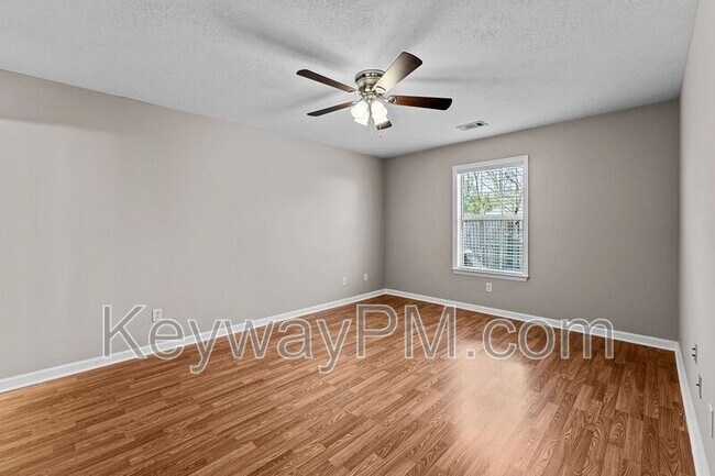 Building Photo - 5179 Aruba Cir