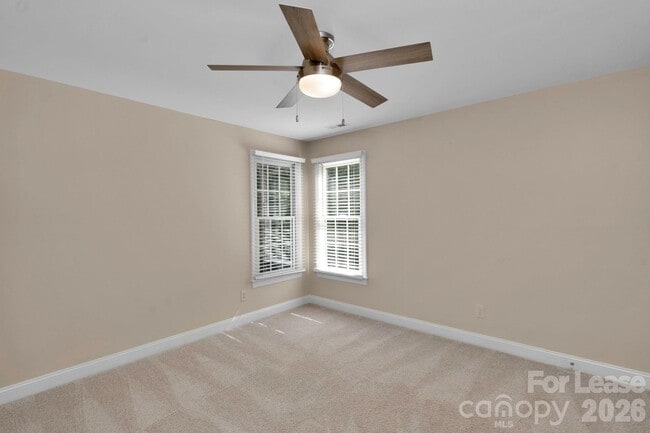 Building Photo - 1202 Coachman Dr