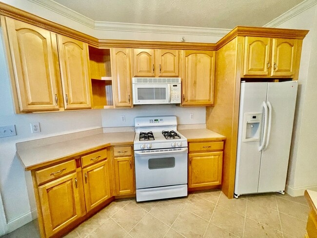Building Photo - 2 bed 2 bath- Adams Point
