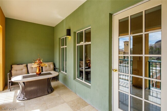 Building Photo - 30 Strada Di Villaggio