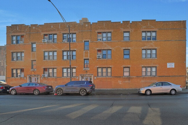 Building Photo - 7601 S Emerald Ave