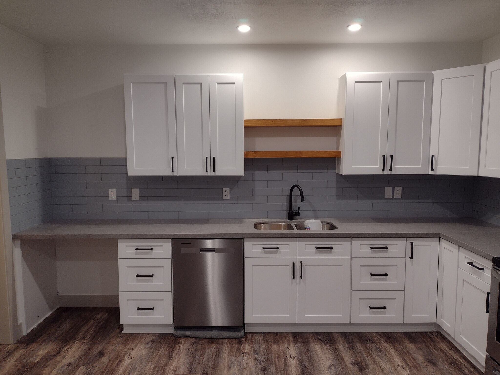 Kitchen sink and counter - 6821 S Cook Dr