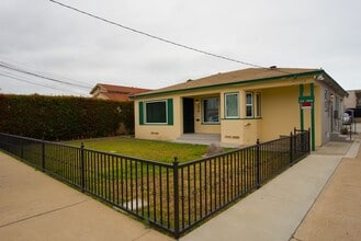 Building Photo - 170-170 1/2 Garret Avenue