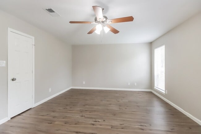 Building Photo - 20003 Atasca Villas Dr