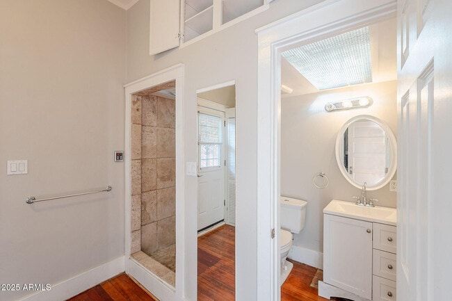 Building Photo - 711 E McKinley St